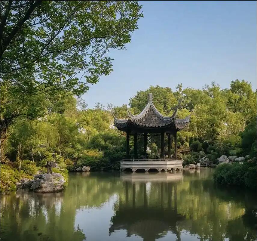 雨山区白山音乐有限公司